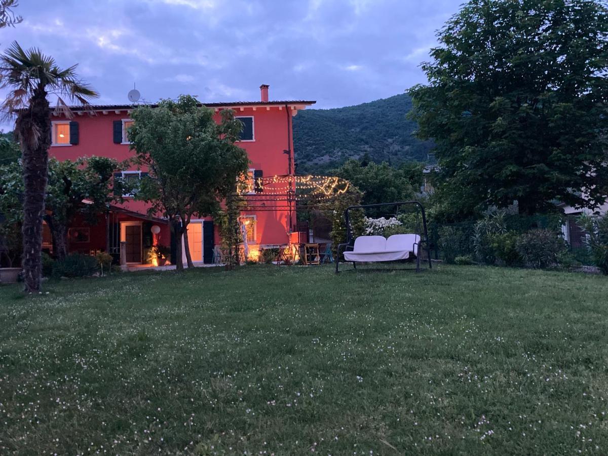 Redhouse Pesina Villa Costermano Exterior photo